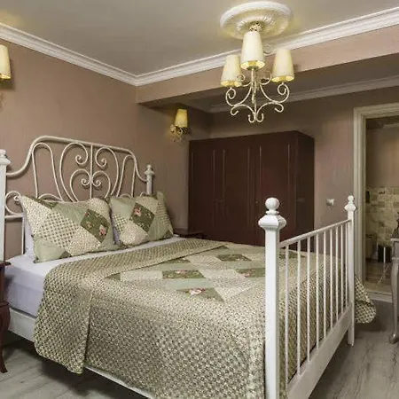 Hotel Karamela 3*