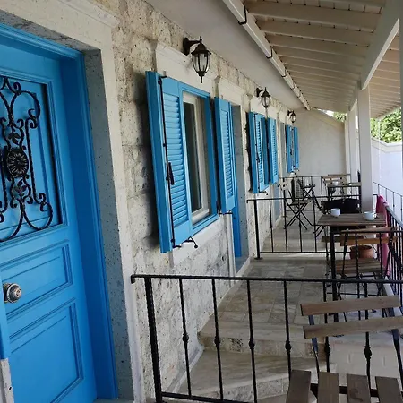 Otel Karamela Ayvalı